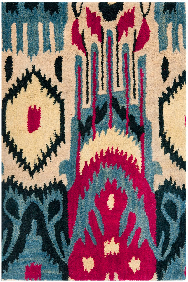 Safavieh Ikat IKT466 Hand Tufted Rug