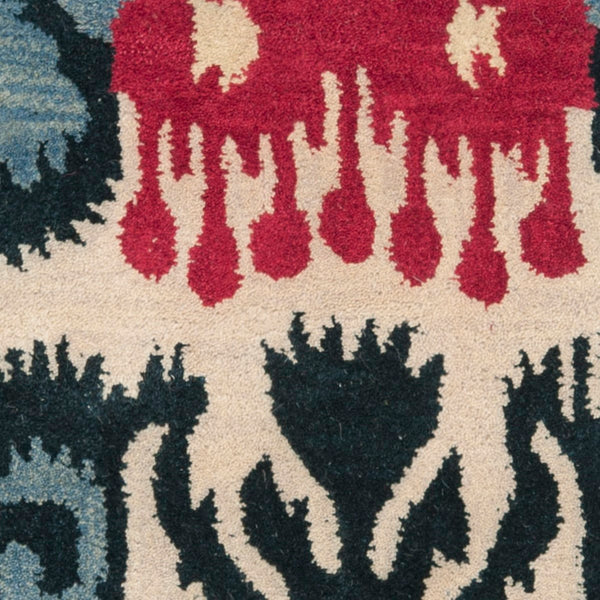 Safavieh Ikat IKT466 Hand Tufted Rug