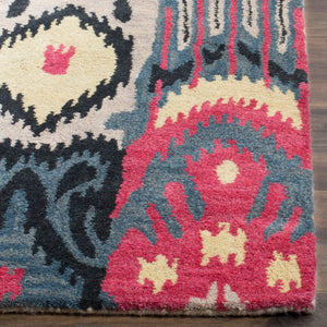 Safavieh Ikat IKT466 Hand Tufted Rug