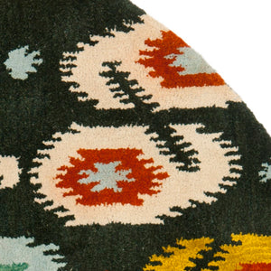 Safavieh Ikat IKT471 Hand Tufted Rug