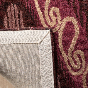 Safavieh Ikat IKT473 Hand Tufted Rug