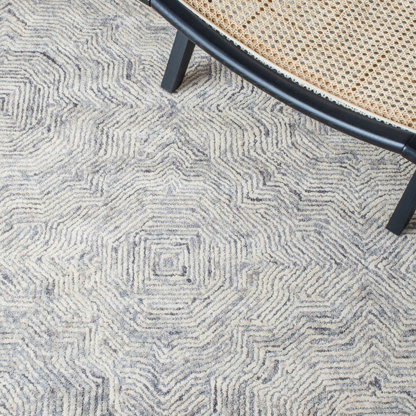 Safavieh Ikat 506 Hand Tufted Wool Contemporary Rug IKT506G-9