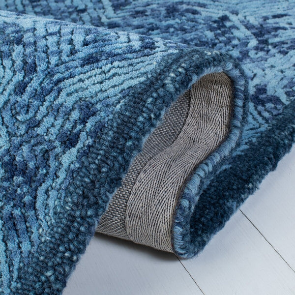 Safavieh Ikat 506 Hand Tufted Wool Contemporary Rug IKT506N-9