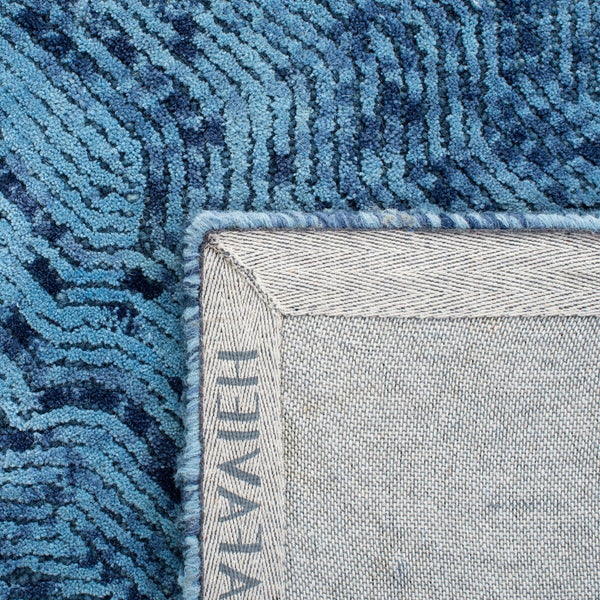 Safavieh Ikat 506 Hand Tufted Wool Contemporary Rug IKT506N-9