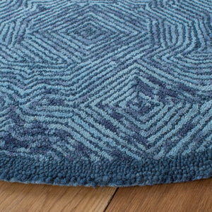 Safavieh Ikat 506 Hand Tufted Wool Contemporary Rug IKT506N-9