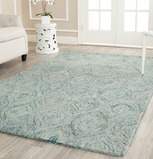 Safavieh Ikat IKT631 Hand Tufted Rug