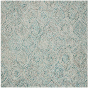Safavieh Ikat IKT631 Hand Tufted Rug
