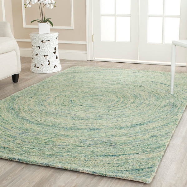 Safavieh Ikat IKT635 Hand Tufted Rug