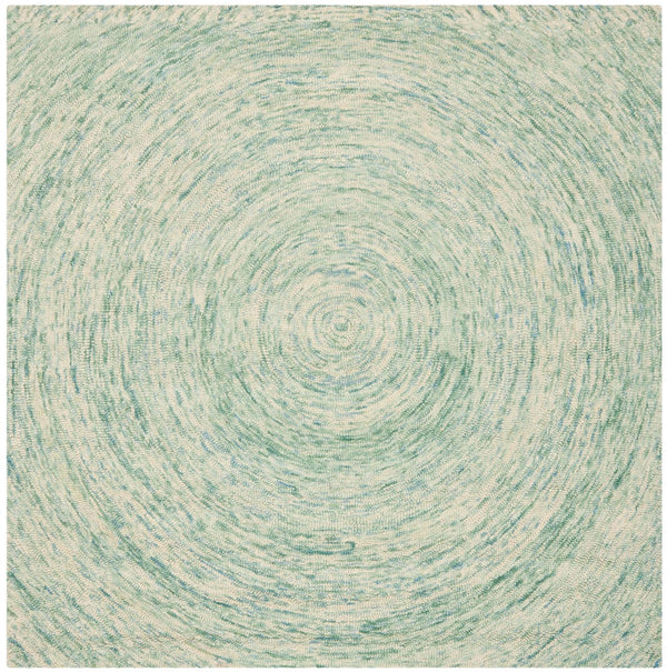 Safavieh Ikat IKT635 Hand Tufted Rug