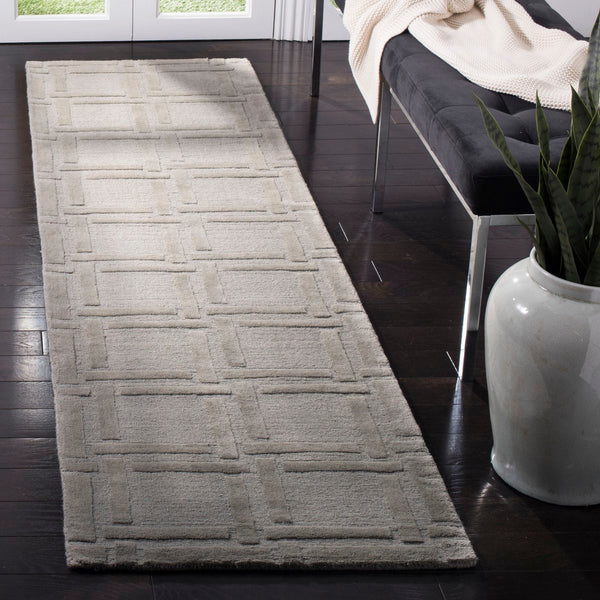 Safavieh Impressions IM315 Hand Loomed Rug