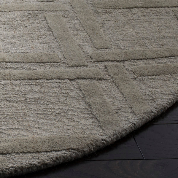 Safavieh Impressions IM315 Hand Loomed Rug