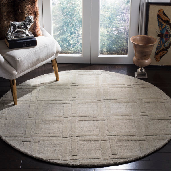 Safavieh Impressions IM315 Hand Loomed Rug
