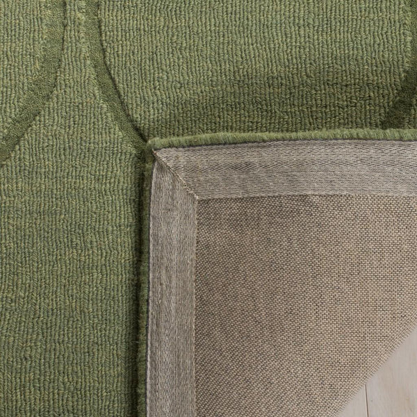 Safavieh Impression IM508 Hand Loomed Rug