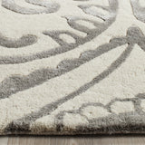 Safavieh Isaac IMR720 Hand Tufted Rug