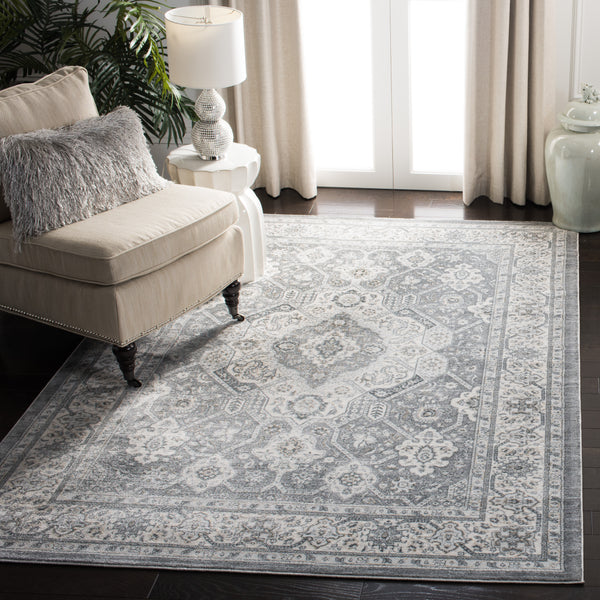 Safavieh Isabella ISA916 Power Loomed Rug