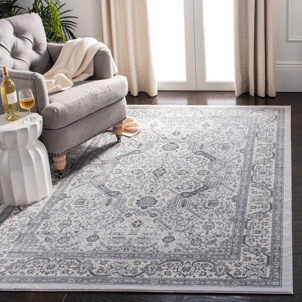 Safavieh Isabella ISA916 Power Loomed Rug