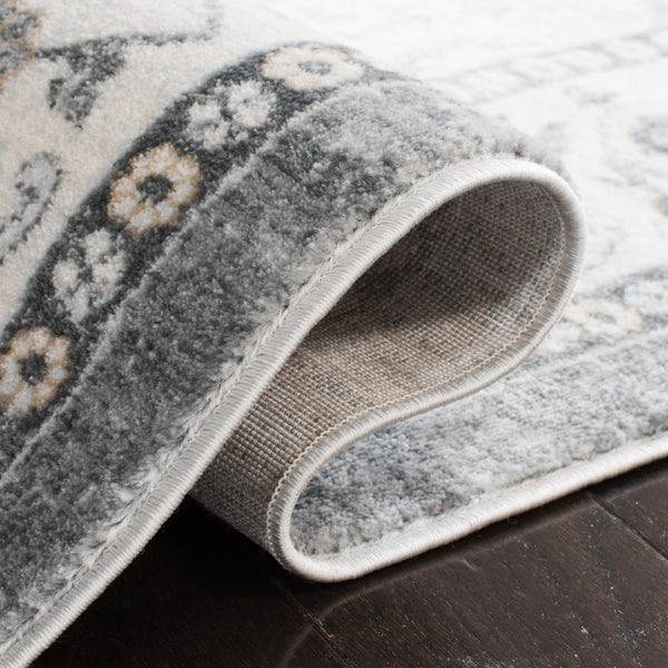 Safavieh Isabella ISA936 Power Loomed Rug