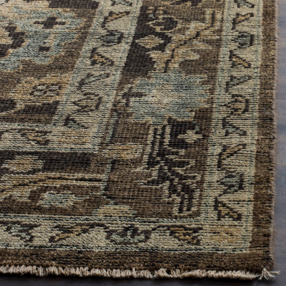Safavieh Izmir IZM175 Hand Knotted Rug