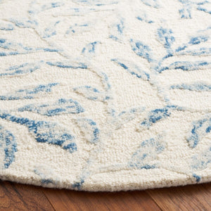 Safavieh Jardin 734 Hand Tufted Country and Floral Rug Ivory / Blue 8' x 10'