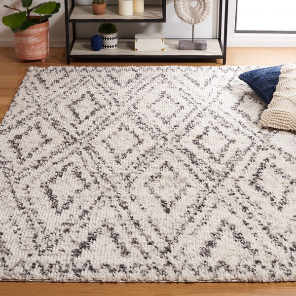Safavieh Jericho Shag 104 Power Loomed Polyester Shag & Flokati Rug JER104A-9