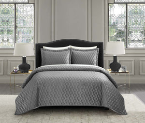 Wafa Grey Queen 3pc Quilt Set