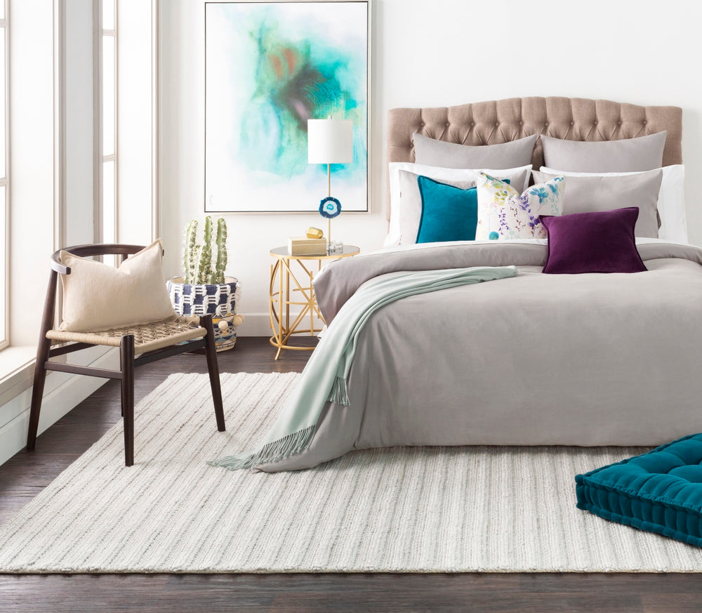 Kindred KDD-3001 Modern Viscose, NZ Wool Rug KDD3001-913 Light Gray 70% Viscose, 30% NZ Wool 9' x 13'