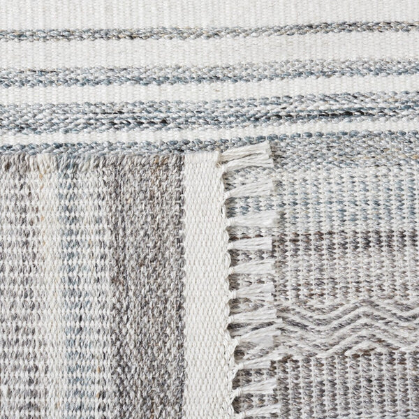 Safavieh Kilim 275 Hand Woven Polyester Rug KLM275F-8