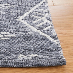 Safavieh Kilim 300 Overall Content: 100% PET Flat Weave Rug KLM301F-8