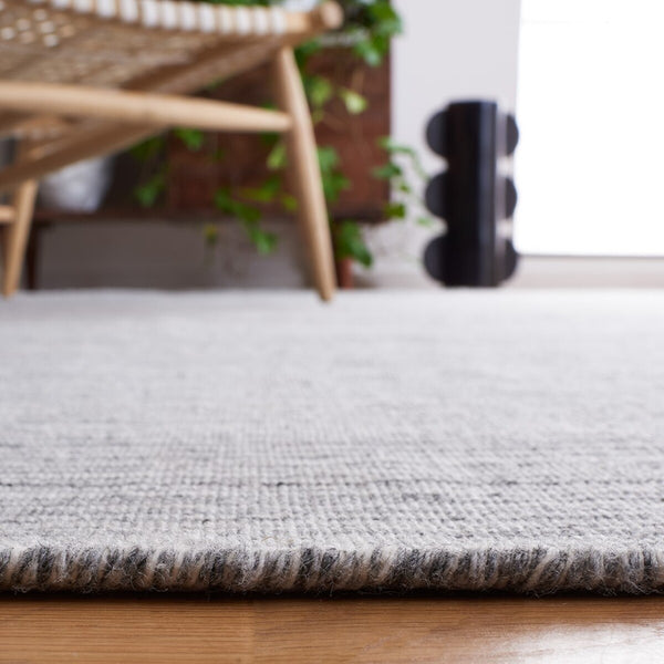 Safavieh Kilim 304 Overall Content: 100% PET Flat Weave Rug KLM304G-8