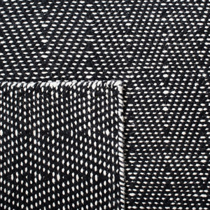 Kilim 380 Flat Weave 80% Wool, 20% Cotton Rug Black / Ivory 80% Wool, 20% Cotton KLM380Z-6