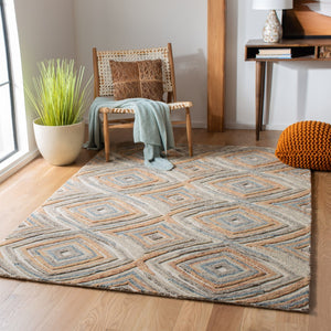 Safavieh Kilim KLM402 Hand Tufted Rug