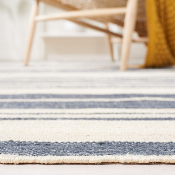 Safavieh Kilim 463 Hand Woven 50% Jute/50% Wool Contemporary Rug KLM463H-9