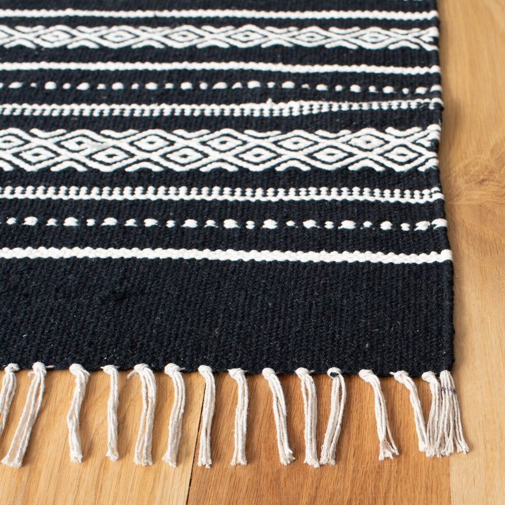 Kilim 702 Flatweave Cotton Pile Rug – Luxurious 100% Cotton, Soft Texture, Handcrafted Elegance from India