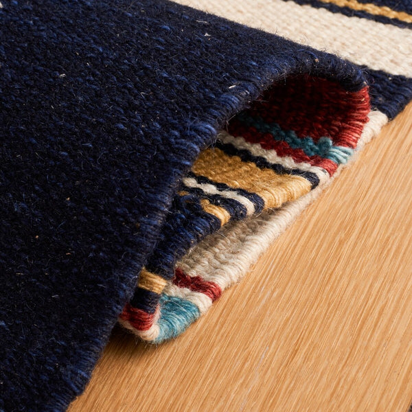 Kilim 711 Handcrafted Flat Weave Rug - Luxurious 80% Wool & 20% Cotton for Timeless Style
