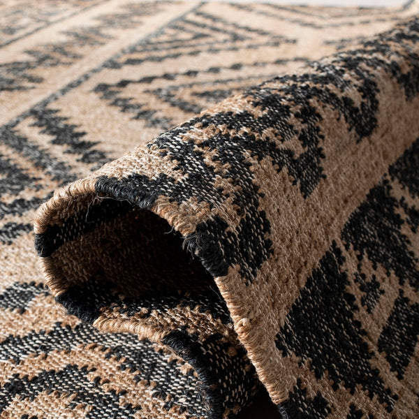Kilim Hand Loomed Jute and Cotton Rug - Elegant, Eco-Friendly Home Decor from India for Any Space