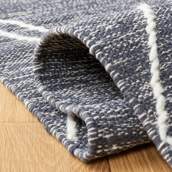 Safavieh Kilim 852 Hand Woven 75% Cotton and 25% Wool Rug KLM852H-8