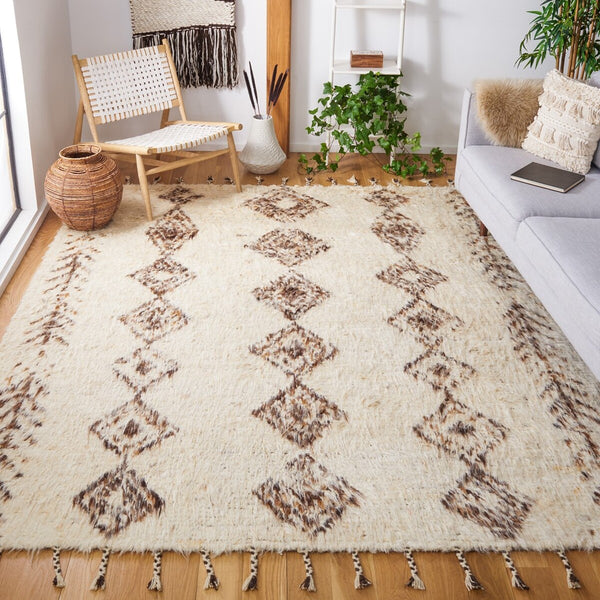 Safavieh Kenya 115 Hand Knotted 90% Wool/10% Cotton Rug KNY115A-9
