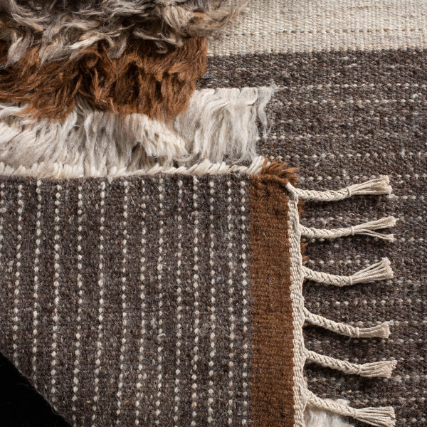 Safavieh Kenya KNY225 Hand Knotted Rug