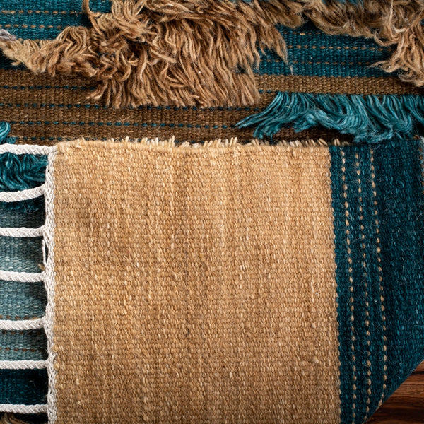 Safavieh Kenya KNY228 Hand Knotted Rug