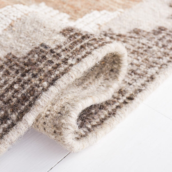 Safavieh Kenya 312 Hand Knotted 80% Wool/20% Cotton Rug KNY312A-2SQ