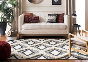 Safavieh Kenya KNY454 Hand Woven Rug