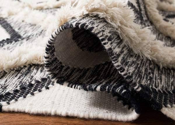 Safavieh Kenya KNY454 Hand Woven Rug