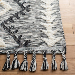 Safavieh Kenya 462 Hand Loomed 80% Wool/20% Cotton Tassel Rug KNY462A-9