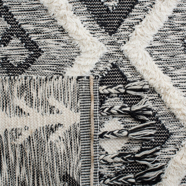 Safavieh Kenya 462 Hand Loomed 80% Wool/20% Cotton Tassel Rug KNY462A-9