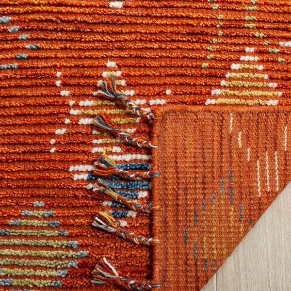 Safavieh Kenya KNY545 Hand Knotted Rug