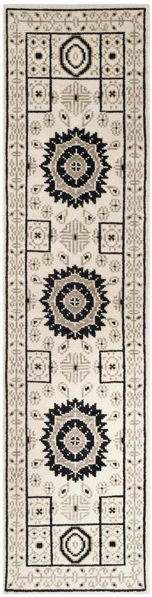 Safavieh Kenya KNY625 Hand Knotted Rug
