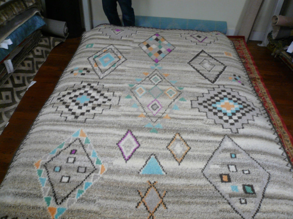 Safavieh Kenya KNY826 Hand Knotted Rug