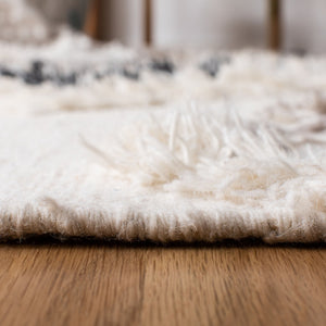 Kenya 960  Hand Woven 100% Wool Pile Rug Grey / Black