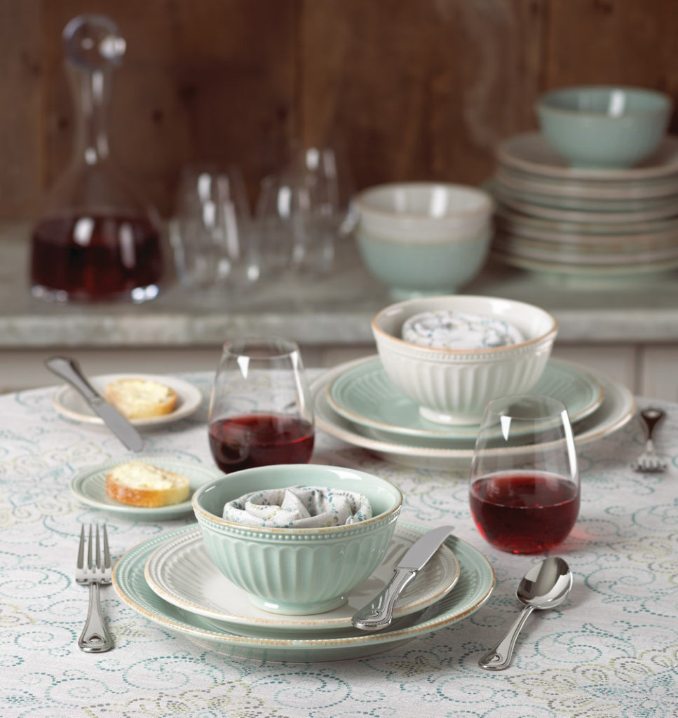 French Perle Groove White™ 4-Piece Place Setting