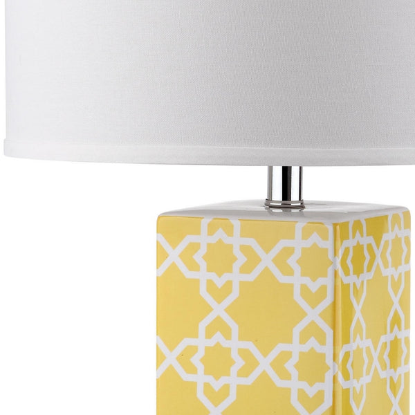 Quatrefoil 27-Inch Table Lamp - Moroccan-Inspired Ceramic Design with Elegant Off-White Shade